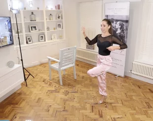 Kim explaining Tango Balance